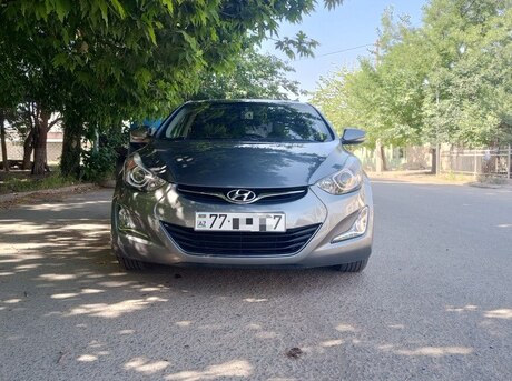 Hyundai Elantra 2015