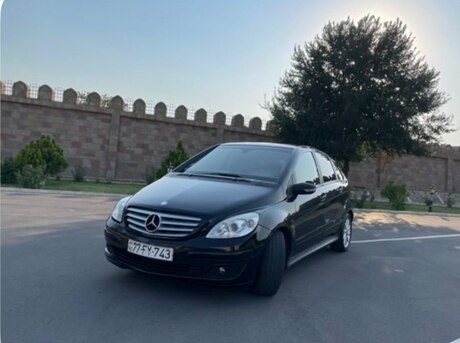Mercedes B 170 2005