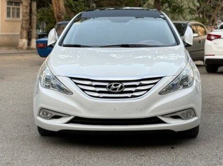 Hyundai Sonata 2012