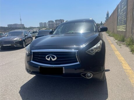 Infiniti FX35 2011