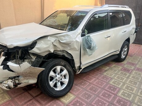 Toyota Land Cruiser Prado 2012
