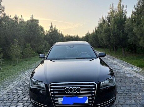 Audi A8 2012