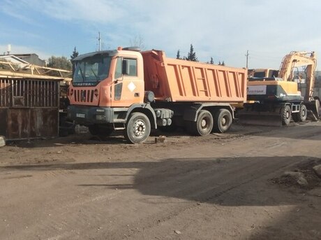 Iveco Astra HD8