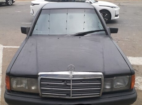 Mercedes 190 1990