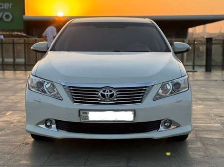 Toyota Camry 2013