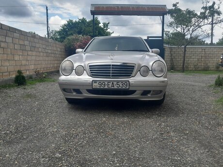 Mercedes E 240 2000
