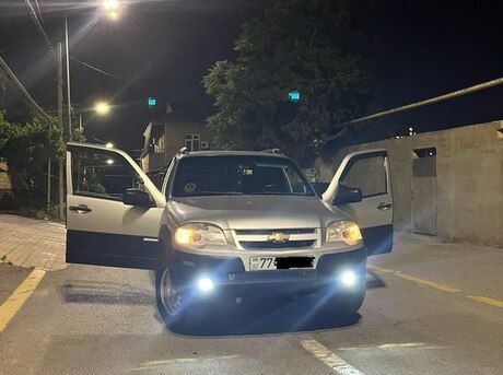 Chevrolet Niva 2013