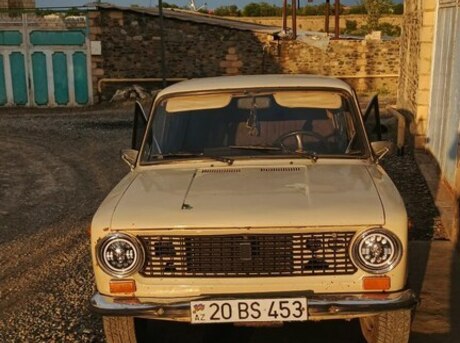 LADA (VAZ) 21011 1984