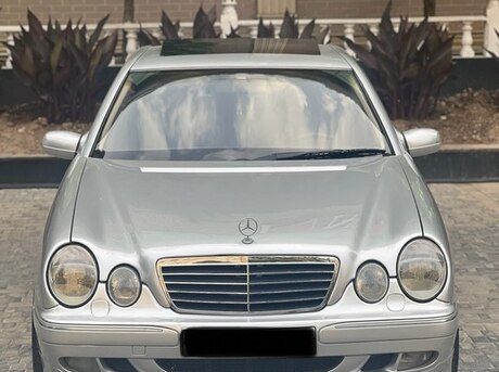 Mercedes E 270 2001