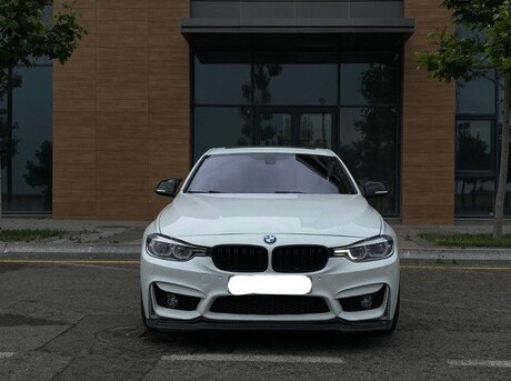 BMW 328 2016