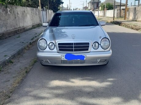 Mercedes E 220 d 1999