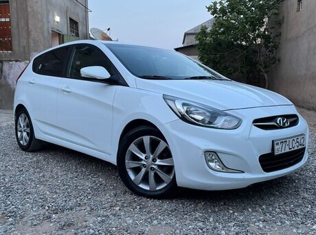 Hyundai Accent 2012