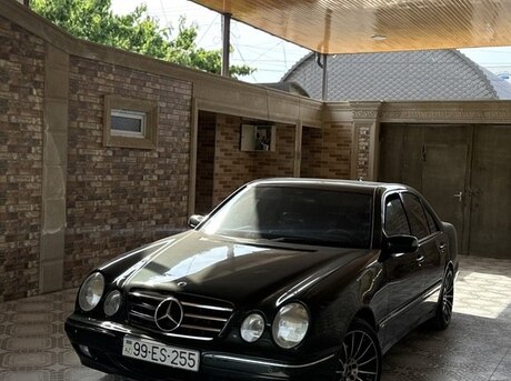 Mercedes E 280 2000
