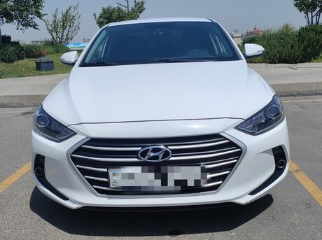 Hyundai Elantra 2018