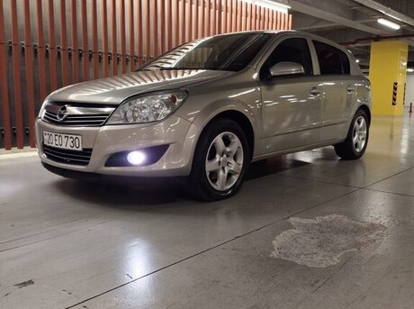 Opel Astra 2007