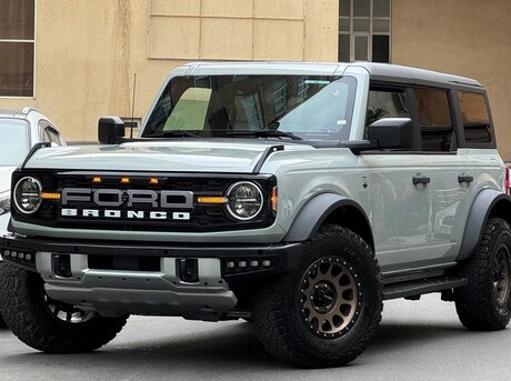 Ford Bronco