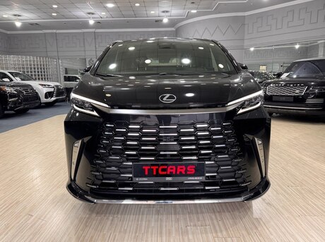 Lexus LM 350h