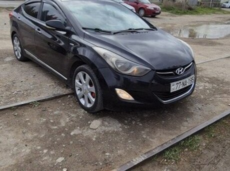 Hyundai Elantra 2013