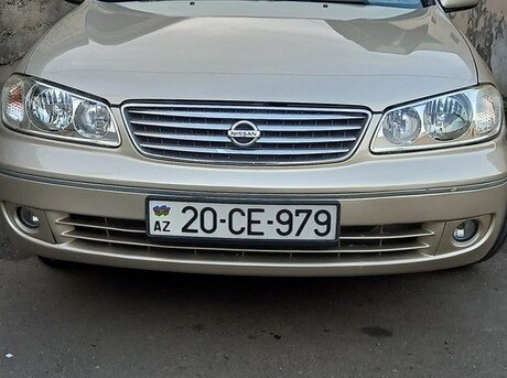 Nissan Sunny 2005