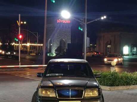Mercedes E 220 1994