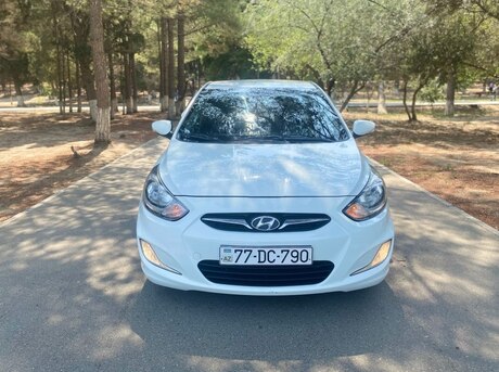 Hyundai Accent 2013