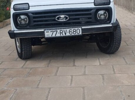 LADA (VAZ) Niva 2008
