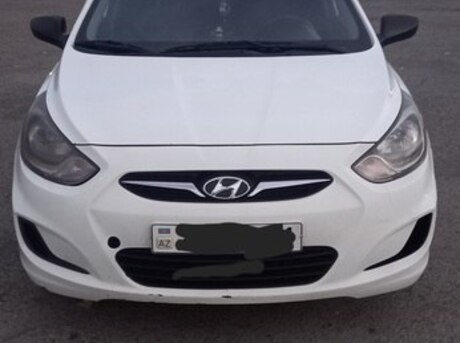 Hyundai Accent 2012