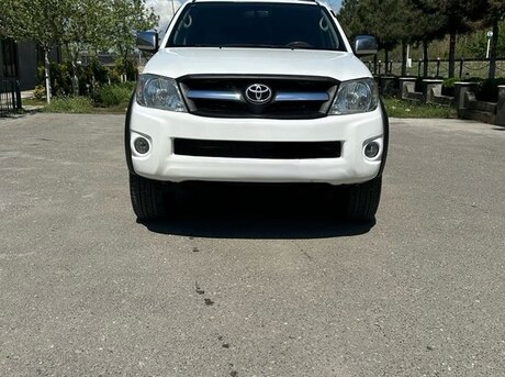 Toyota Hilux 2011