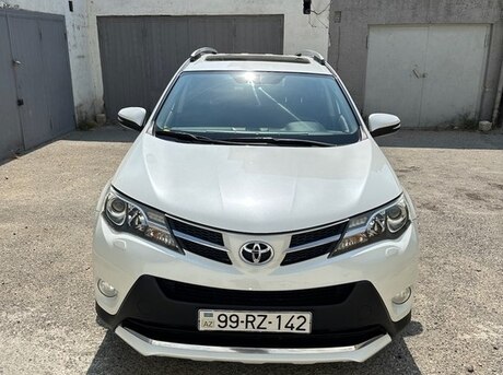 Toyota RAV4 2015