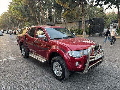 Mitsubishi L200
