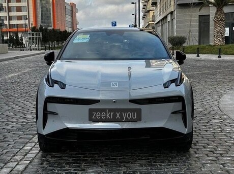 ZEEKR X 2024