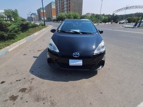 Toyota Aqua 2016