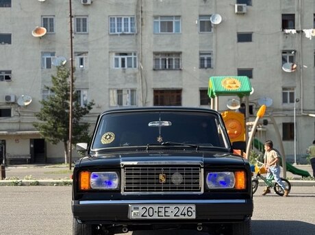 LADA (VAZ) 2107 2010