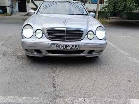 Mercedes E 240 2001