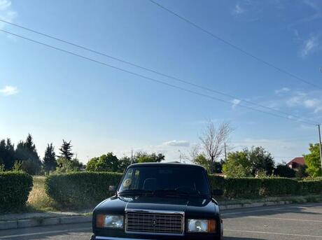 LADA (VAZ) 2107 2010