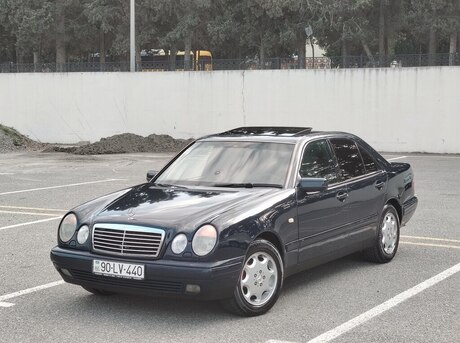 Mercedes E 240 1998