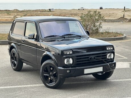 LADA (VAZ) Niva 2022