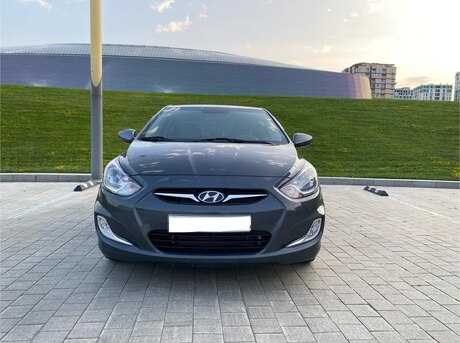Hyundai Accent