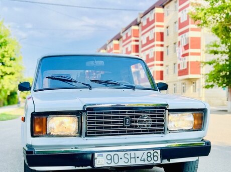LADA (VAZ) 2107