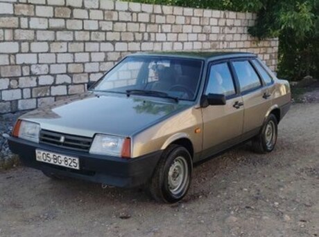 LADA (VAZ) 21099 1998