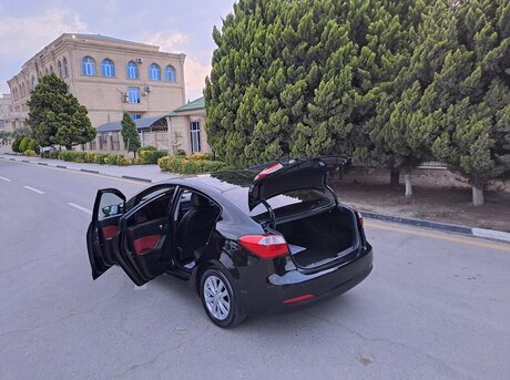Kia Cerato 2013