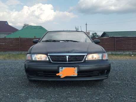 Nissan Sunny 1998