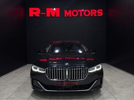 BMW 750
