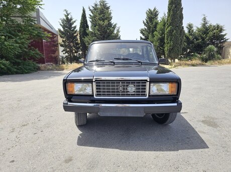 LADA (VAZ) 2107 2010