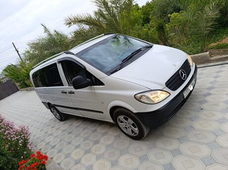 Mercedes Vito 111