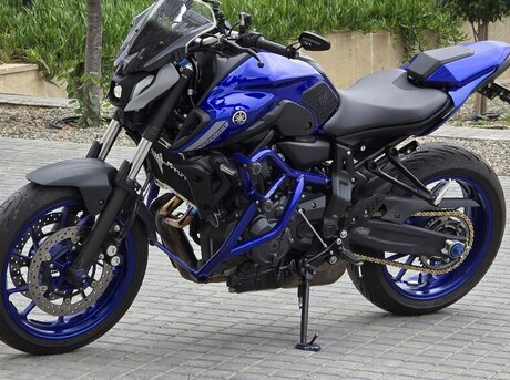 Yamaha MT-07