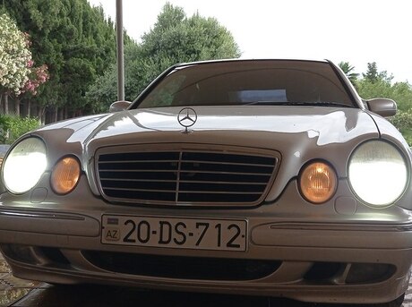 Mercedes E 200 2000