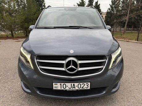 Mercedes V 250