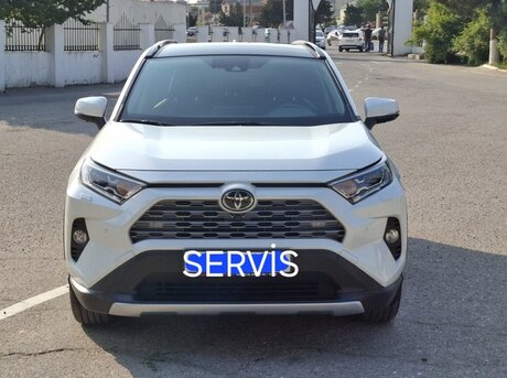Toyota RAV4 2021