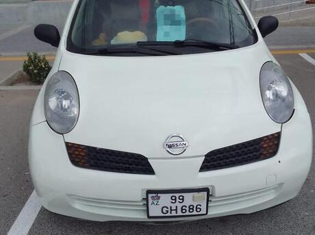 Nissan March 2002